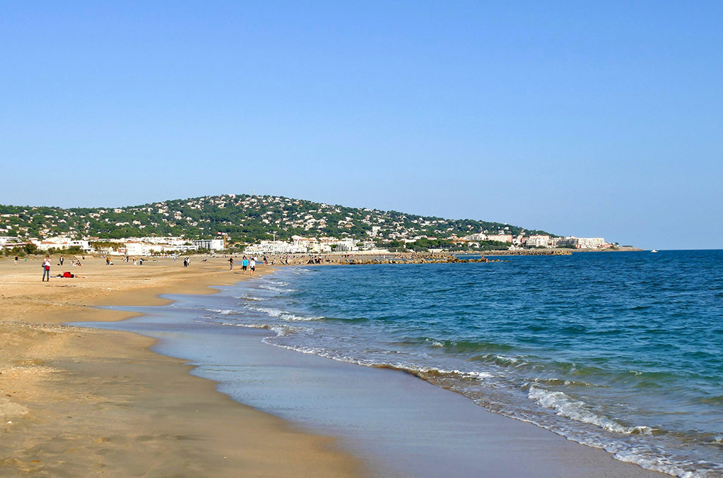 plage de sete vacances camping